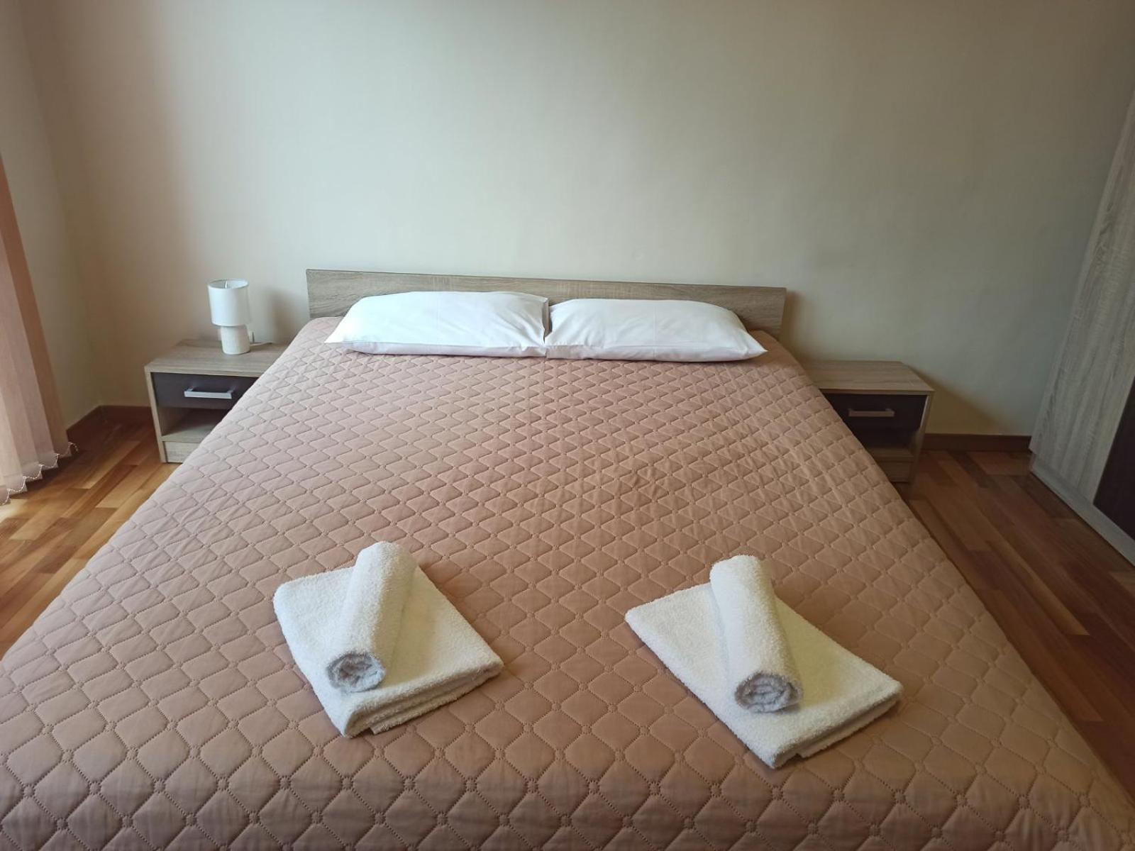 Statevi Guest Apartment Welingrad Zewnętrze zdjęcie